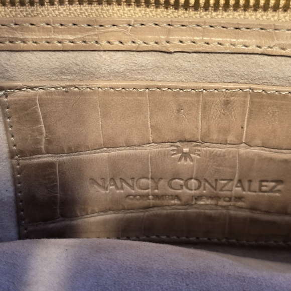 Nancy Gonzalez Genuine Crocodile Taupe Leather Convertible Crossbody Clutch - Picture 15 of 16